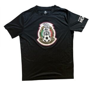 National Selection of Mexico Soccer Black Graphic Men's T-Shirt Size Medium